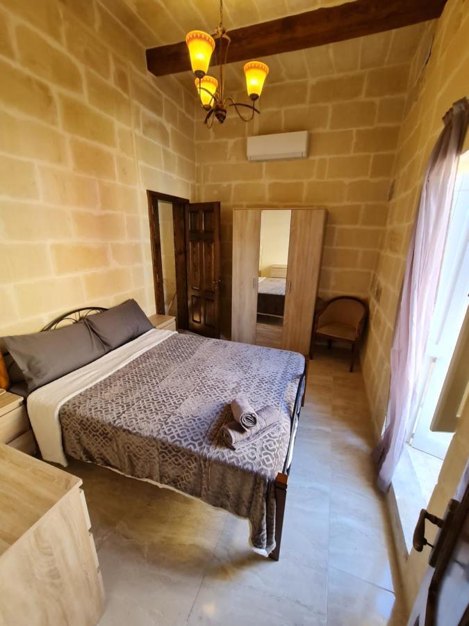 Splendid House Victoria Gozo Hotel ภายนอก รูปภาพ