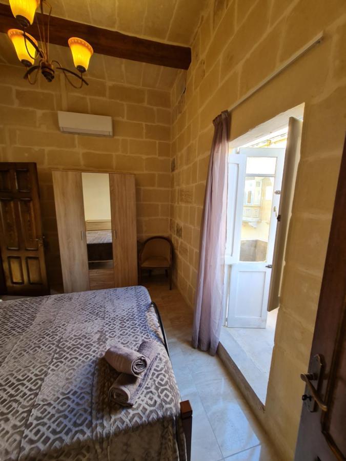 Splendid House Victoria Gozo Hotel ภายนอก รูปภาพ