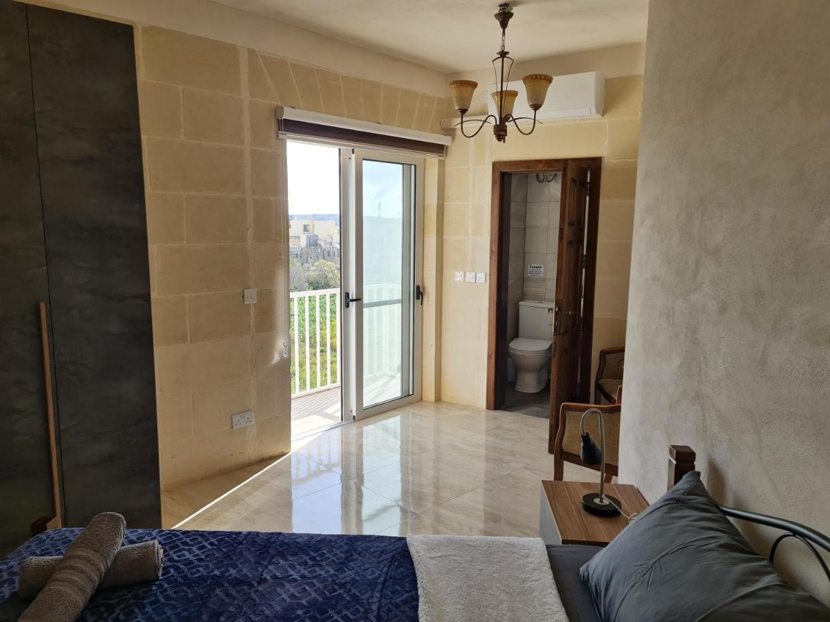 Splendid House Victoria Gozo Hotel ภายนอก รูปภาพ