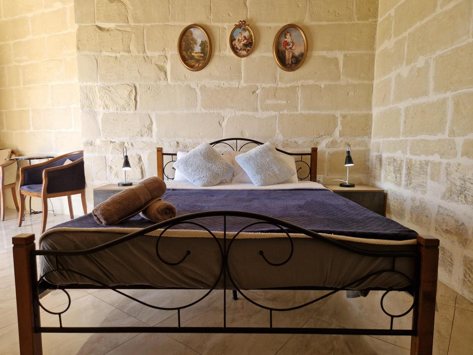 Splendid House Victoria Gozo Hotel ภายนอก รูปภาพ